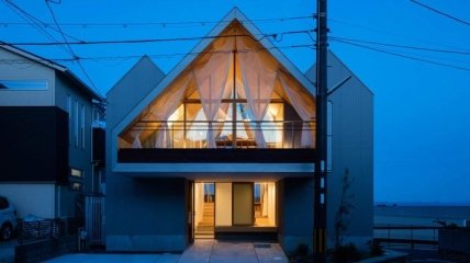 Жизнь в удивительном пейзажном домике в Японии (Фото)