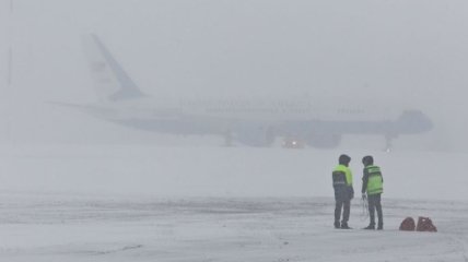 Самолеты в "Борисполе" из-за непогоды сбились с графика