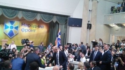 В "Народном фронте" собрались Яценюк, Аваков, Турчинов и комбаты