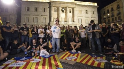 С протестом по ограничению автономии выступили 450 тысяч каталонцев