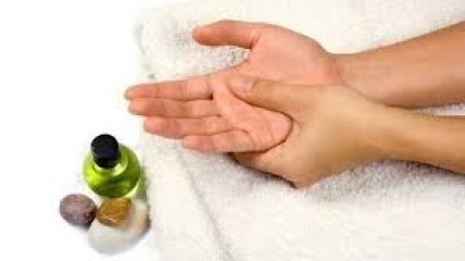 Точечный массаж стоп и рук (видео)
