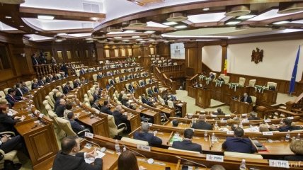 Парламент Молдовы готовится отказаться от русского языка