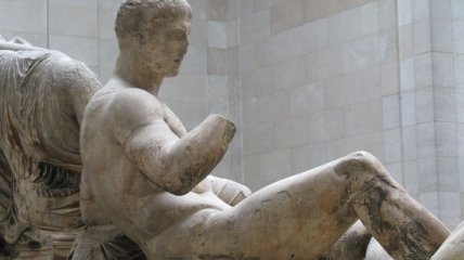 Британский музей передал экспонат из коллекции мраморных скульптур 