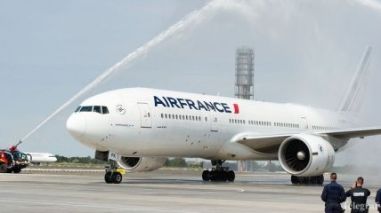Во Франции отменят сотни авиарейсов