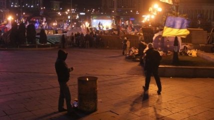 Евромайдан: менее тысячи митингующих не испугались холода