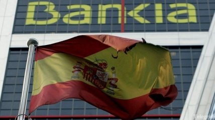 Испанские банки получат 35 млрд евро помощи (дополнено)