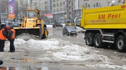 "Киеватодор": В Киеве недостаточно снегоуборочной техники