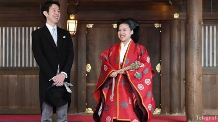 Японская принцесса вышла замуж и лишилась титула 