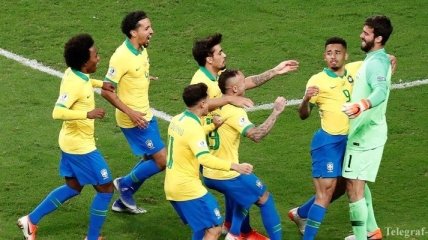 Бразилия обыграла Парагвай по пенальти и вышла в полуфинал Копа Америки