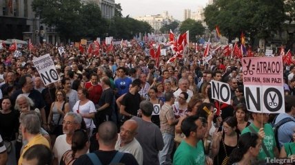 Десятки тысяч безработных Испании протестуют