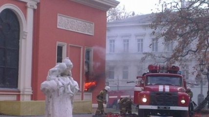Пожар в Одессе: горел Музей флота