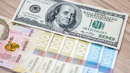 Свежий курс валют: евро и доллар снова ползут вверх 