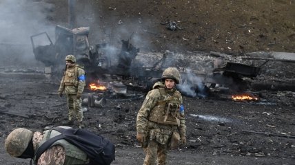 Российские военные продолжают обстреливать мирных украинцев