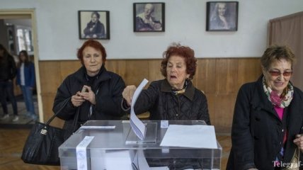 Оппозиционная партия Болгарии покинула парламент