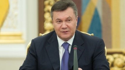 Янукович: Украина связана духовно со Святой Горой Афон 