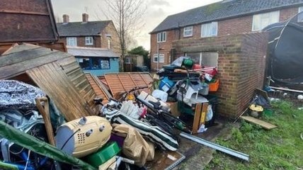 Разрушительное торнадо прошлось по юго-востоку Британии (фото, видео)