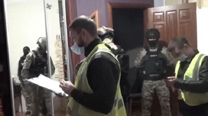 Пытал и снимал на видео: в Киеве будущий полицейский издевался над бездомными (Видео)