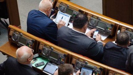 Кабмин подал проект бюджета-2017 ко второму чтению с  удвоенной "минималкой"