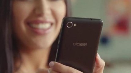 Alcatel удивила ценой нового смартфона