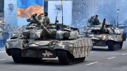 Танки на урочистостях з нагоди Дня Незалежності в Києві