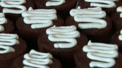 Шоколадные кексы с кремом