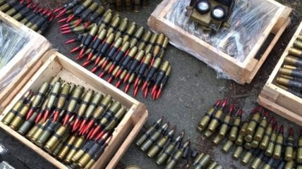 В Киев пытались ввезти большой арсенал оружия из зоны АТО