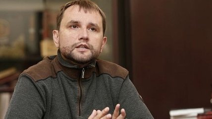 "Мы не котята, мы сторожевые псы": Вятрович призывает людей собраться у Рады в защиту украинского языка