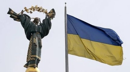 Заяви Києва про перегляд "Мінська" грають на руку агресору