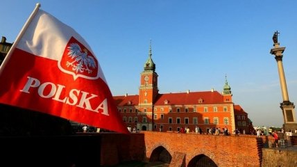 Варшава пояснит изменения в скандальный закон об Институте нацпамяти