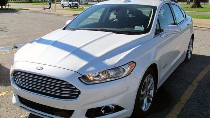 Концепт беспилотного полицейского автомобиля от компании Ford