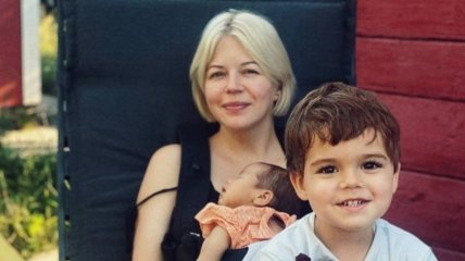 Ната Жижченко с детьми