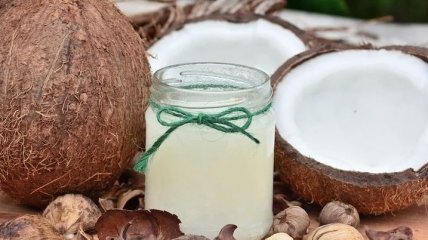 Кокосова олія: корисні властивості продукту