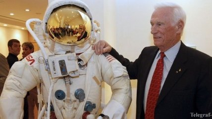 Умер последний астронавт, побывавший на Луне Юджин Сернан