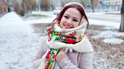День украинского платка: пользовательницы Instagram устроили флешмоб по случаю праздника (фото)