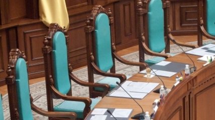 В Раде зарегистрирован проект об увольнении судьи КСУ Стецюка
