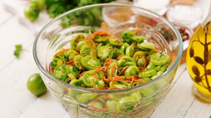 Зеленые помидоры по-корейски (видео)