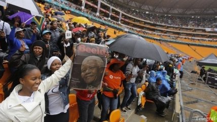 В ЮАР началось прощание с Нельсоном Манделой 