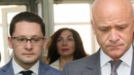 Суд снял электронный браслет с заместителя Труханова
