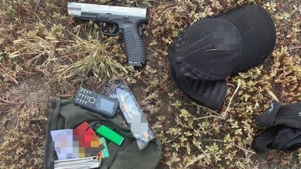 Иностранец с полным рюкзаком боеприпасов разгуливал по Киеву