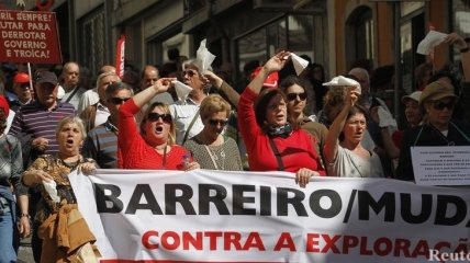 Массовые протесты против правительства в Португалии