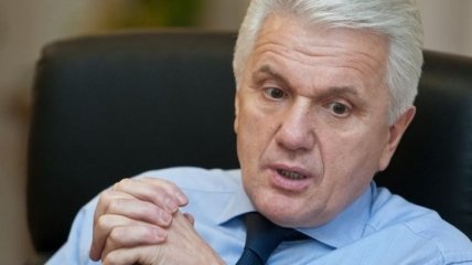 Литвин: Вопрос об отставке президента обострит ситуацию в Украине