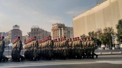 Крещатик перекрыт: на Майдане репетируют парад 