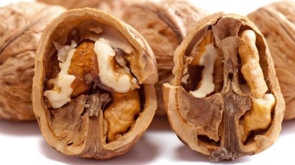 Полезные свойства грецких орехов для сердца и кишечника