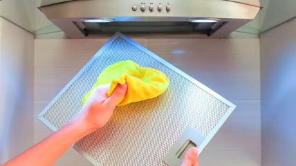 Как отмыть кухонную вытяжку
