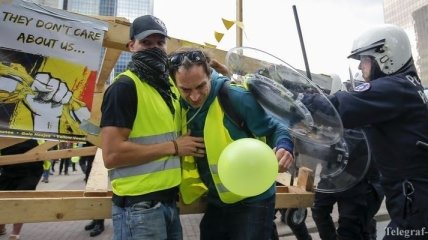 Выборы в Европарламент: в Брюсселе первые задержанные "желтые жилеты"