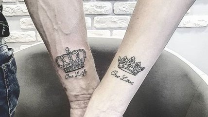 Интересные варианты татуировки короны на теле (Фото)