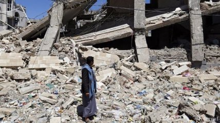 В Йемене прогремели три взрыва: погибли более 20 человек
