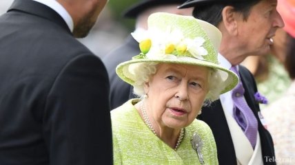 Елизавета II на королевских скачках: образ Ее Величества