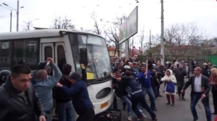 7 человек пострадали в столкновениях в Одессе