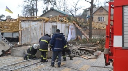 В Ирпене Киевской области упал башенный кран, есть жертвы